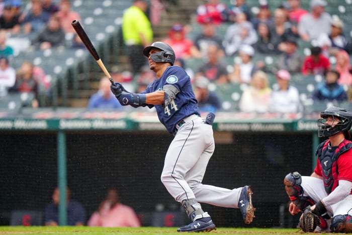 Julio Rodríguez is one of three players to hit 25 home runs and steal 25 bases as a rookie.
